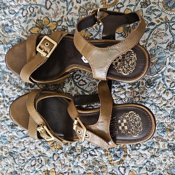 Vince Camuto Sandals - Picture 3 of 6